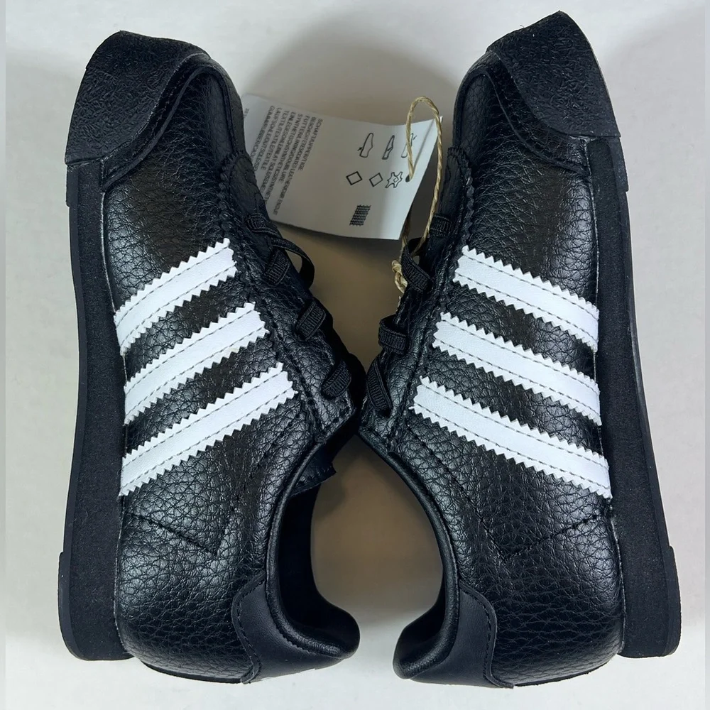 🆕Adidas Kids Samoa sneakers in Black & White – Size 8K New in Box + Extra Laces
